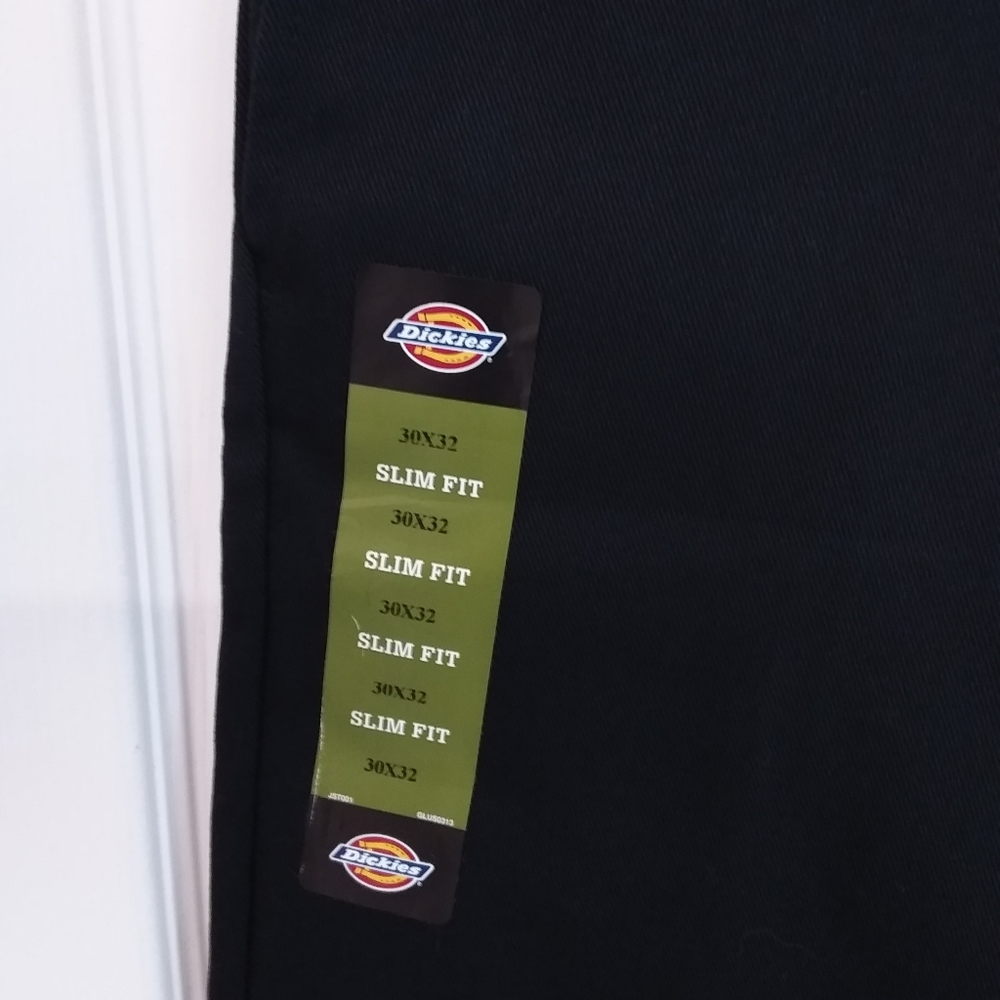 Women's Dickies Flex Slim Fit Pants 30W x 32L Black New with Out tags